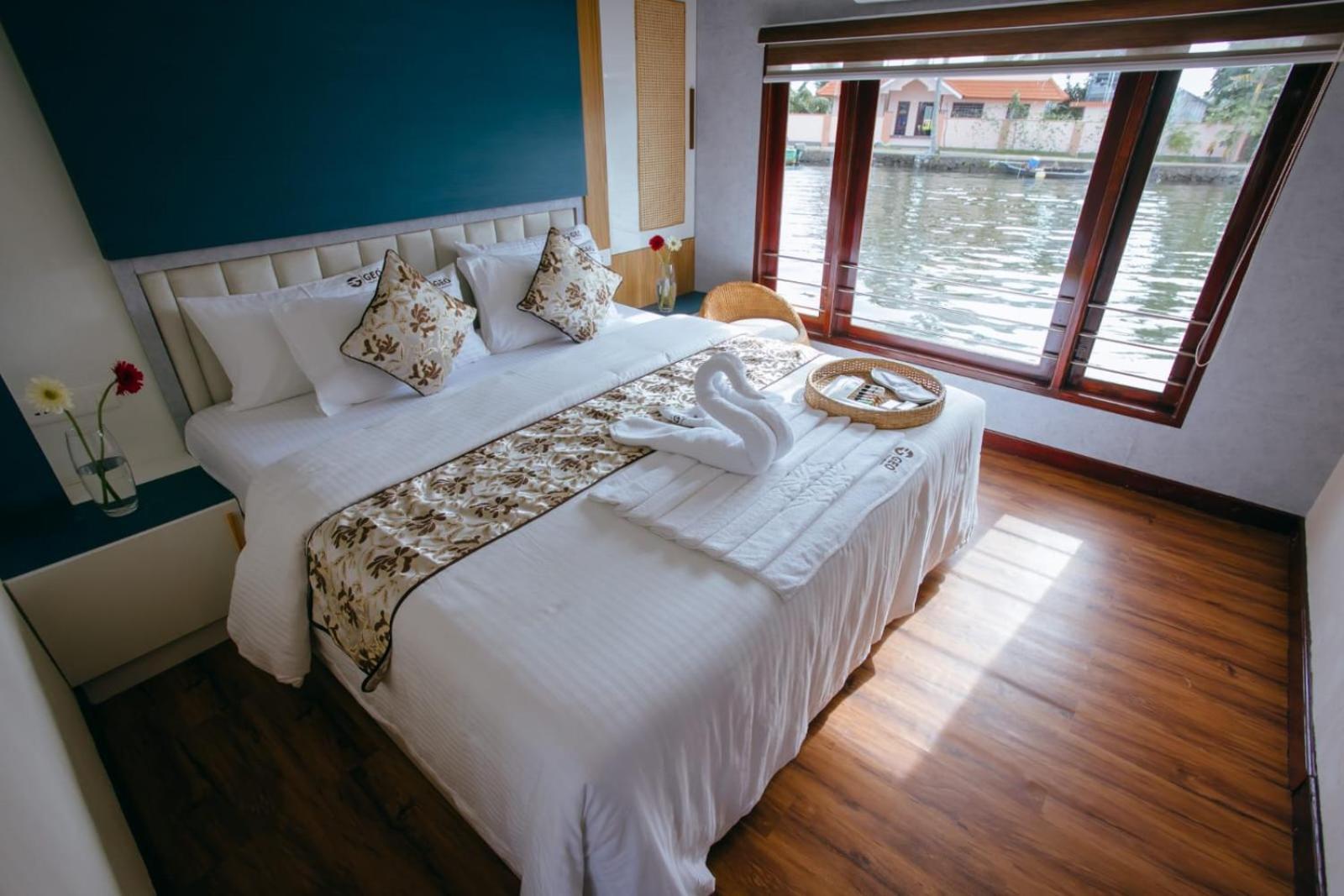 Cosy Premium Houseboats Hotell Alappuzha Eksteriør bilde