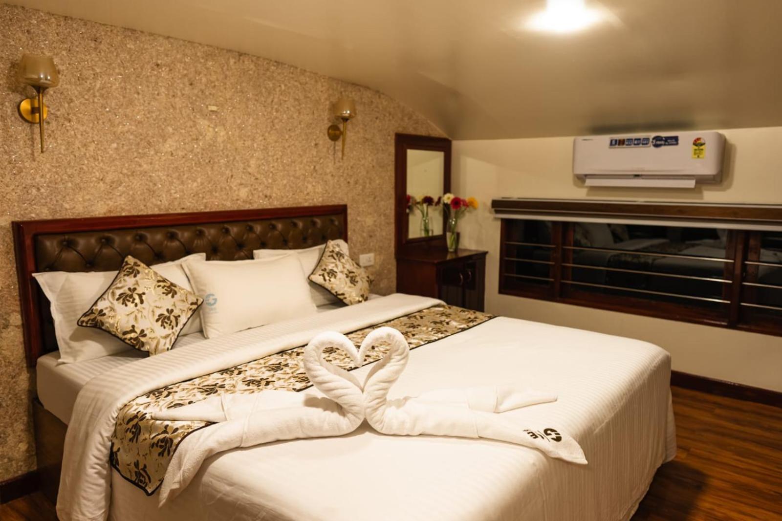 Cosy Premium Houseboats Hotell Alappuzha Eksteriør bilde