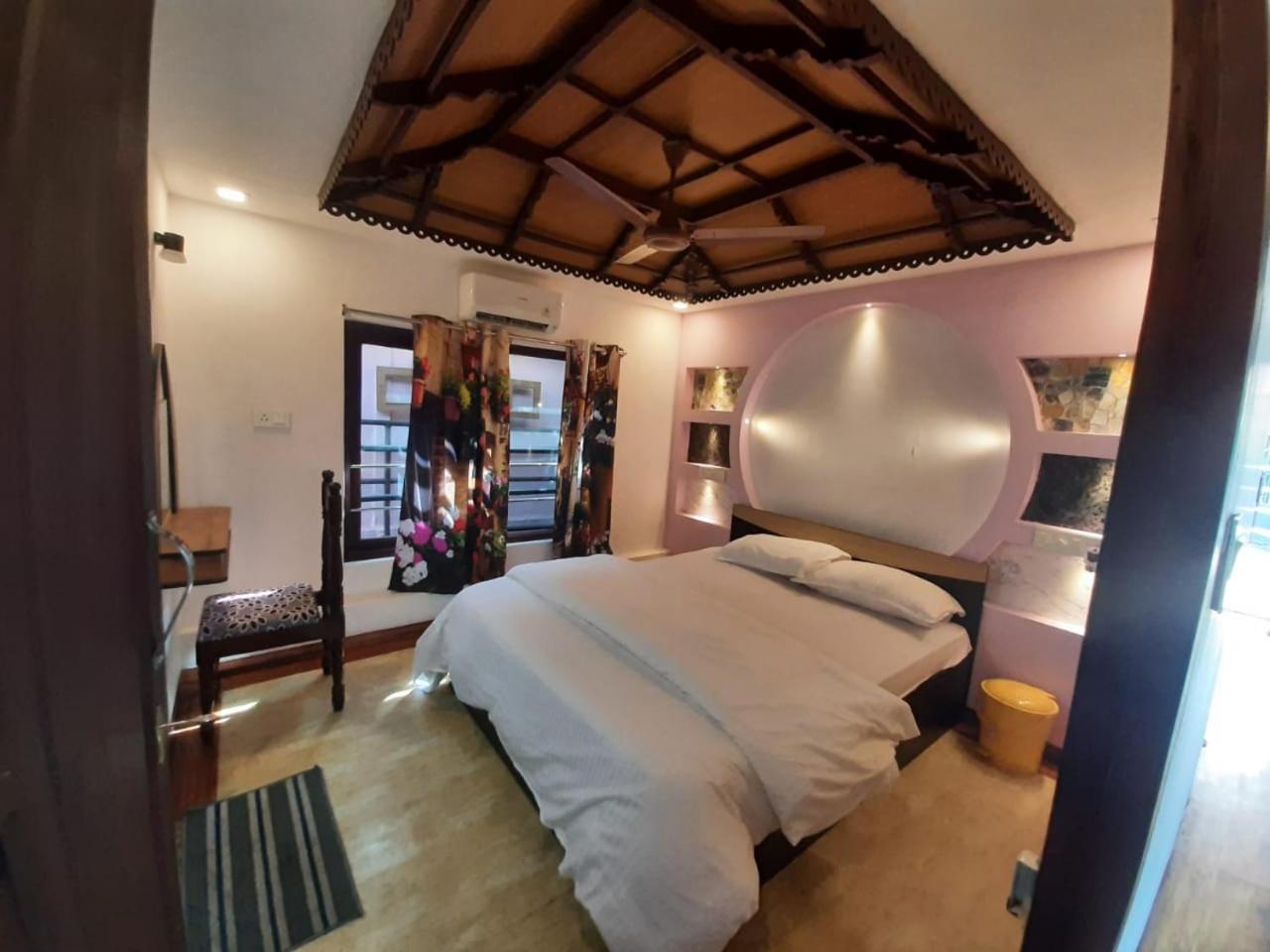Cosy Premium Houseboats Hotell Alappuzha Eksteriør bilde