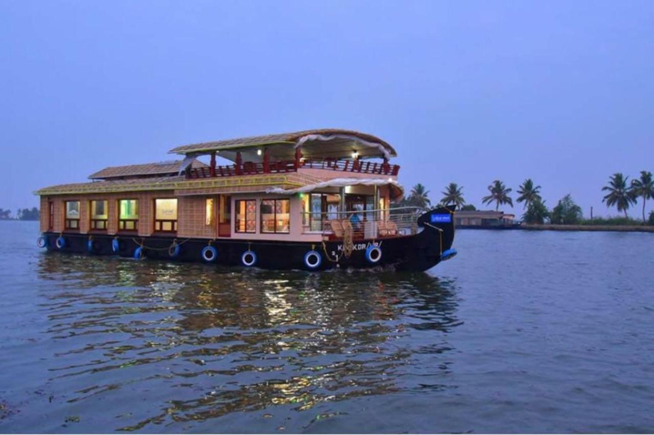 Cosy Premium Houseboats Hotell Alappuzha Eksteriør bilde