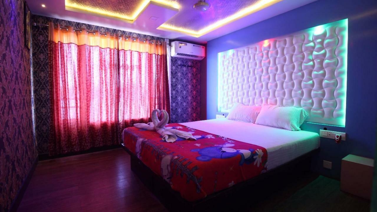 Cosy Premium Houseboats Hotell Alappuzha Eksteriør bilde
