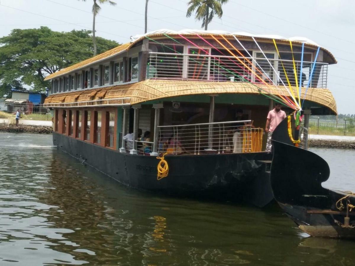 Cosy Premium Houseboats Hotell Alappuzha Eksteriør bilde