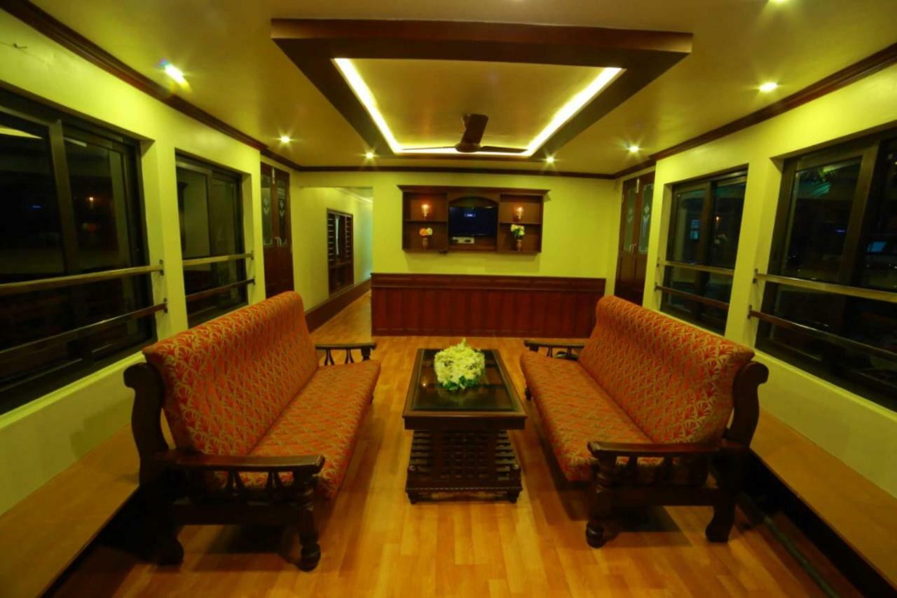 Cosy Premium Houseboats Hotell Alappuzha Eksteriør bilde